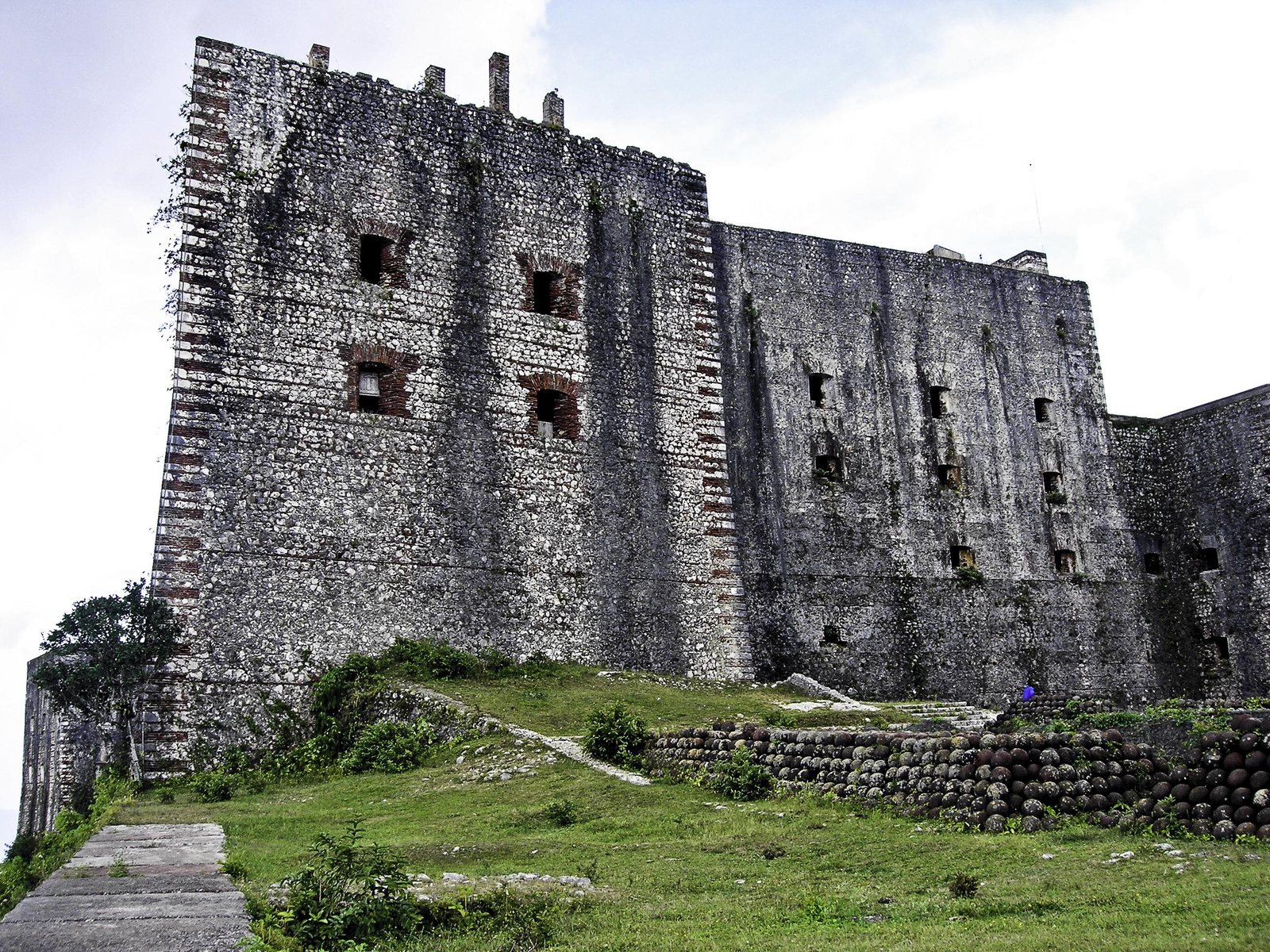 Citadelle Laferrière fortress walls